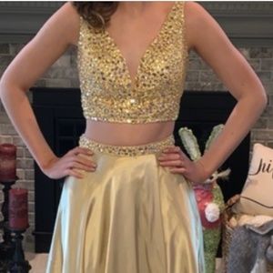 Sherri Hill Prom Dress